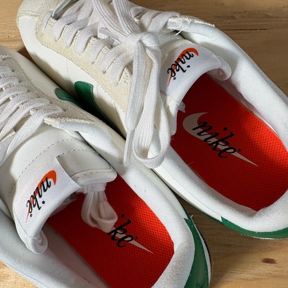 Nike Cortez in Sail/Aloe Verde Black - Picture 8 of 9